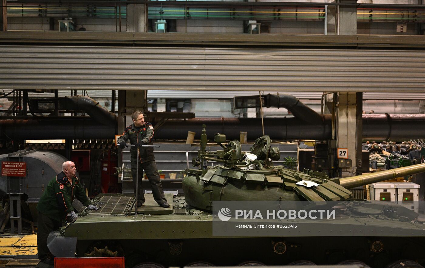 Производство танков на "Уралвагонзаводе"