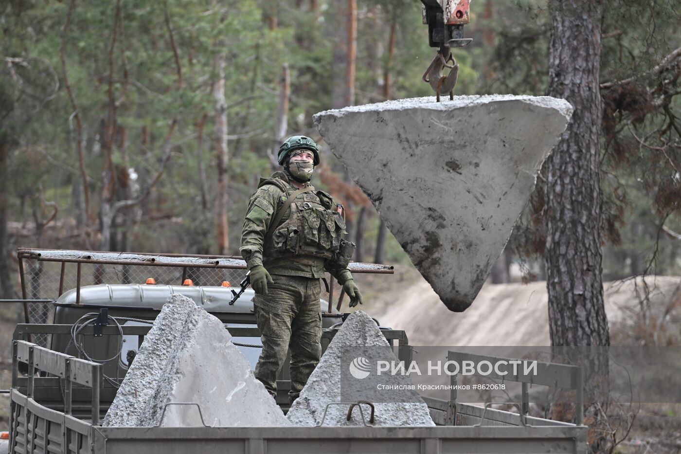 Работа военных инженеров ЦВО на Краснолиманском направлении