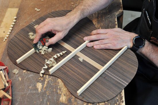 Гитарная мастерская в Тамбове