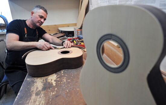 Гитарная мастерская в Тамбове