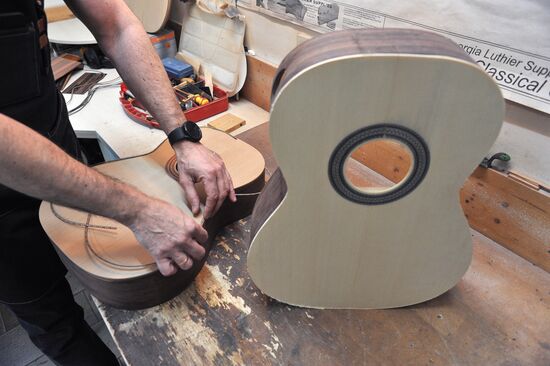 Гитарная мастерская в Тамбове