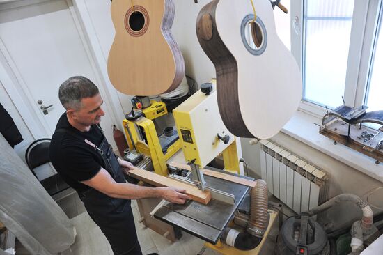 Гитарная мастерская в Тамбове