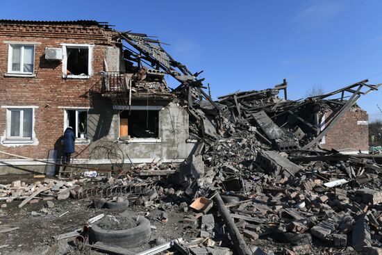 Четыре человека погибли при обстреле ВСУ Пантелеймоновки в ДНР