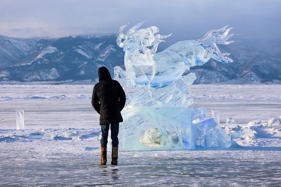 Международный фестиваль ледовых скульптур "Olkhon Ice Park"