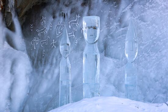Международный фестиваль ледовых скульптур "Olkhon Ice Park"