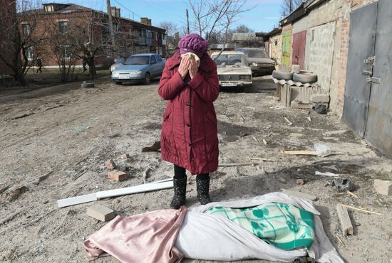 Четыре человека погибли при обстреле ВСУ Пантелеймоновки в ДНР