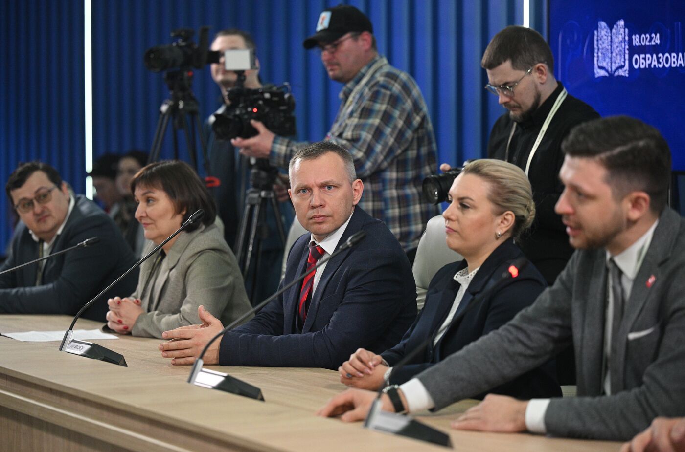 Выставка "Россия". Встреча министра просвещения Российской Федерации Сергея Кравцова с педагогами