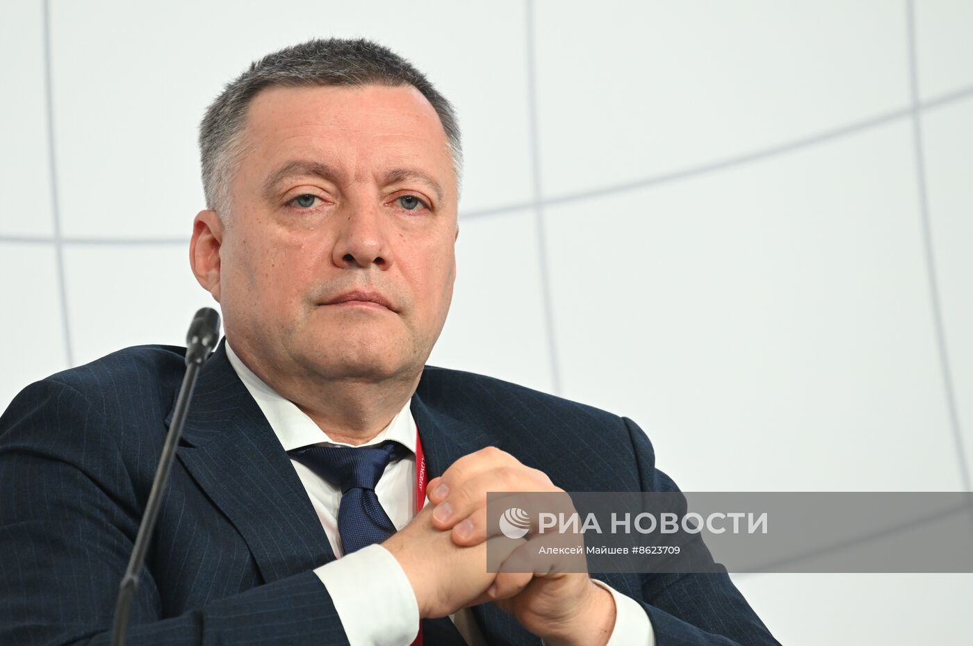 Форум "Сильные идеи для нового времени"