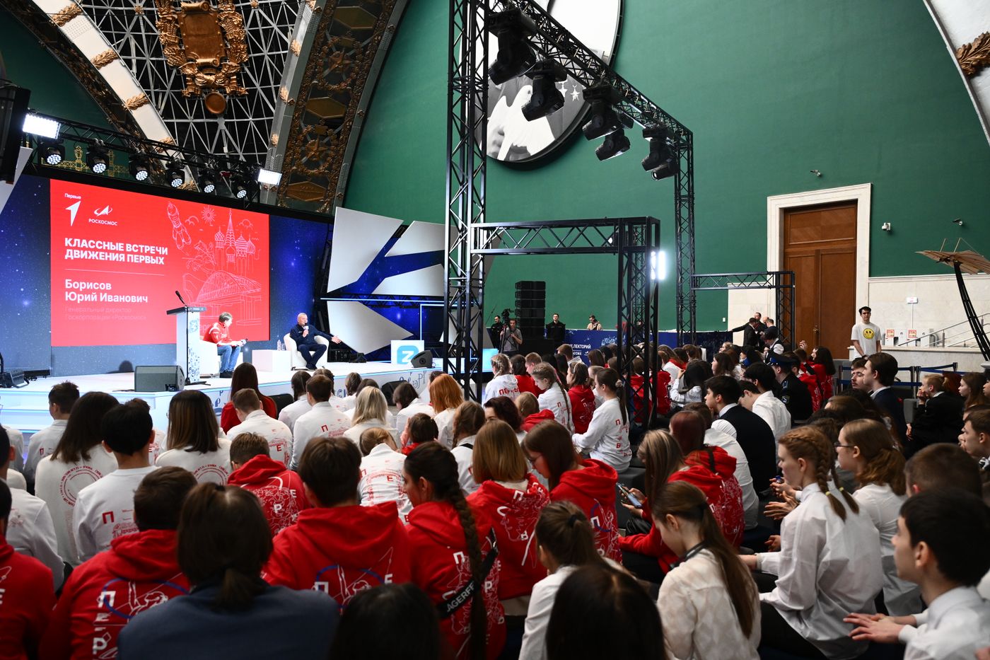 Выставка "Россия". Встреча гендиректора "Роскосмоса" с участниками "Движения Первых" и подписание соглашения о сотрудничестве