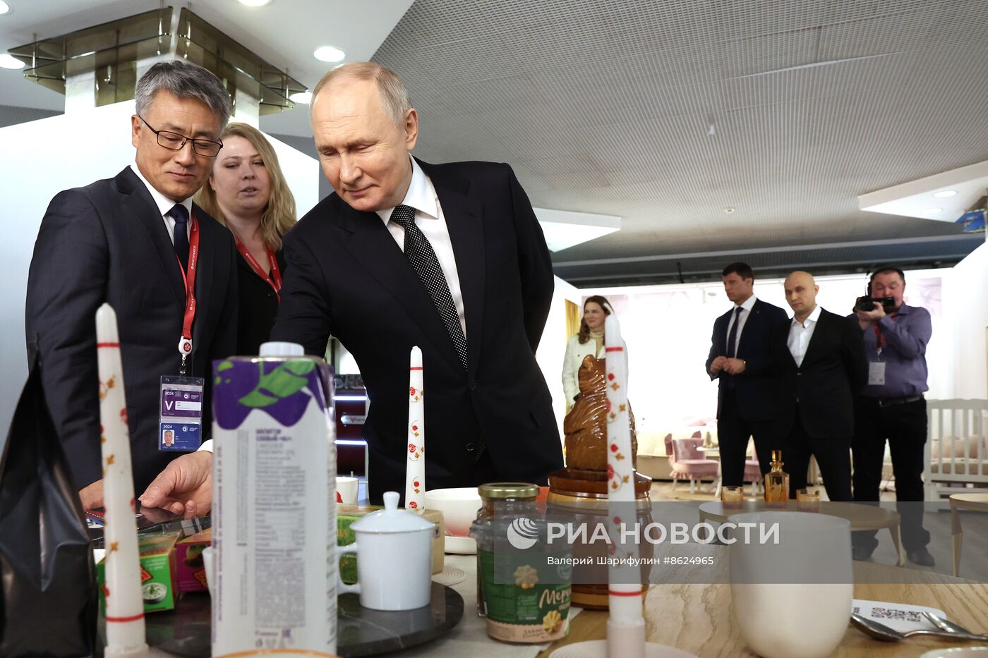 Президент РФ В. Путин принял участие в форуме "Сильные идеи для нового времени"