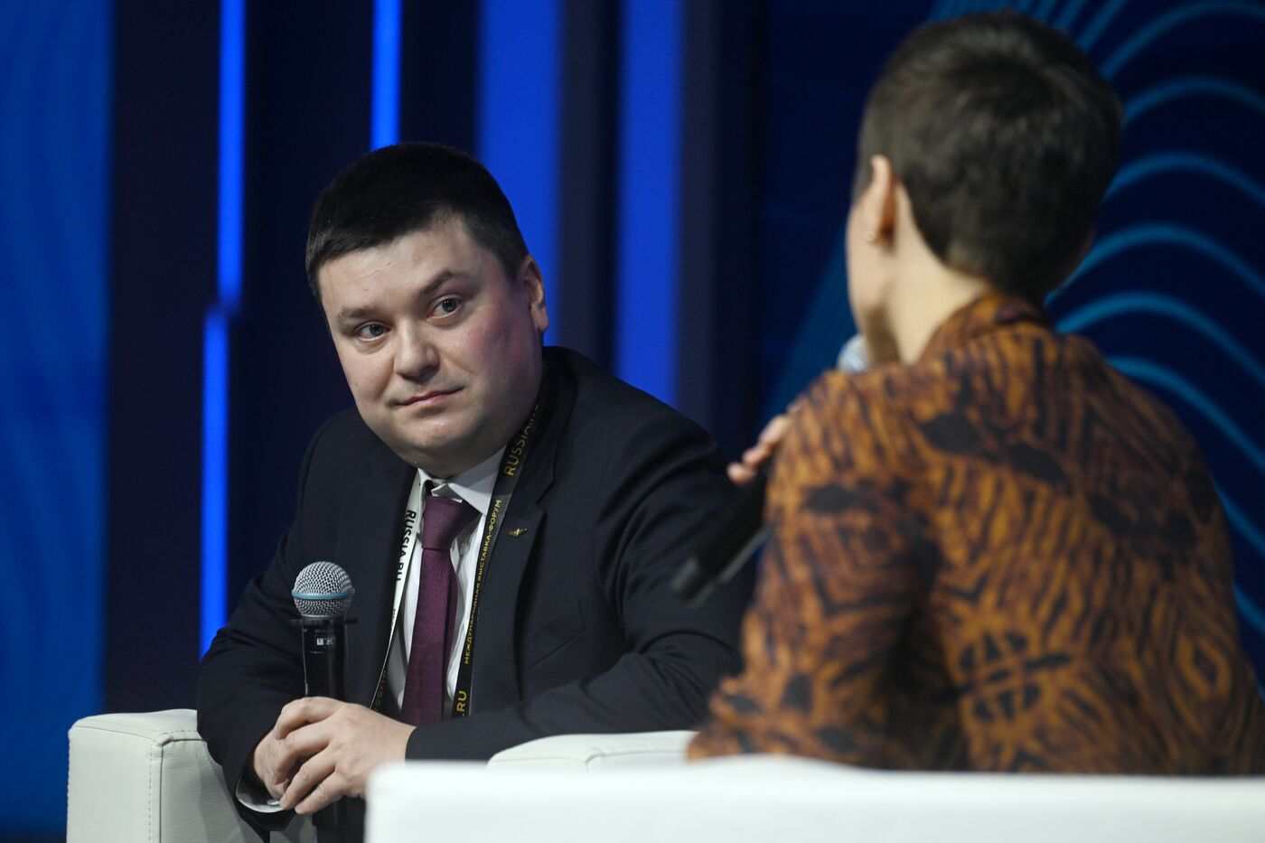 Выставка "Россия". Пленарная сессия "О ключевых достижениях и результатах развития в транспортной отрасли"