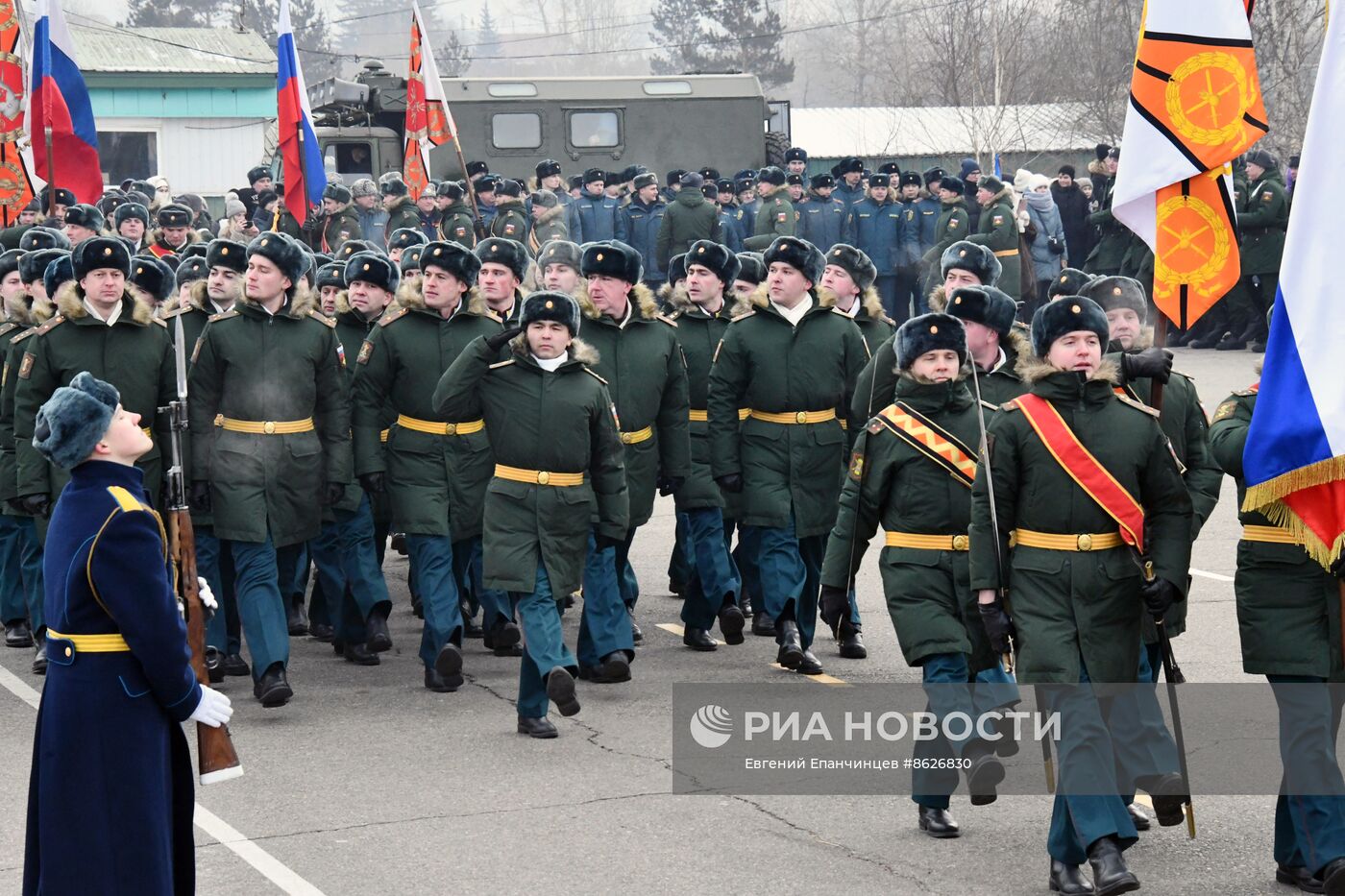 Празднование Дня защитника Отечества в России