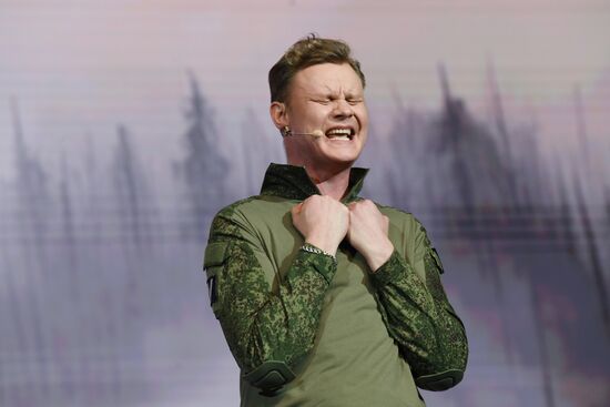 Международная выставка-форум "Россия"
Спектакль "Вера. Надежда. Любовь"
Певец Сергей Нихаенко Место: Россия, Москва. Автор: Екатерина Чеснокова/РИА Новости. Выставка "Россия". Спектакль "Вера. Надежда. Любовь"