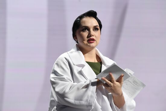 Международная выставка-форум "Россия"
Спектакль "Вера. Надежда. Любовь"
Певица Ксения Лебедева Место: Россия, Москва. Автор: Екатерина Чеснокова/РИА Новости. Выставка "Россия". Спектакль "Вера. Надежда. Любовь"