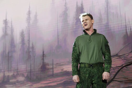 Международная выставка-форум "Россия"
Спектакль "Вера. Надежда. Любовь"
Певец Сергей Нихаенко
Место: Россия, Москва. Автор: Екатерина Чеснокова/РИА Новости. Выставка "Россия". Спектакль "Вера. Надежда. Любовь"