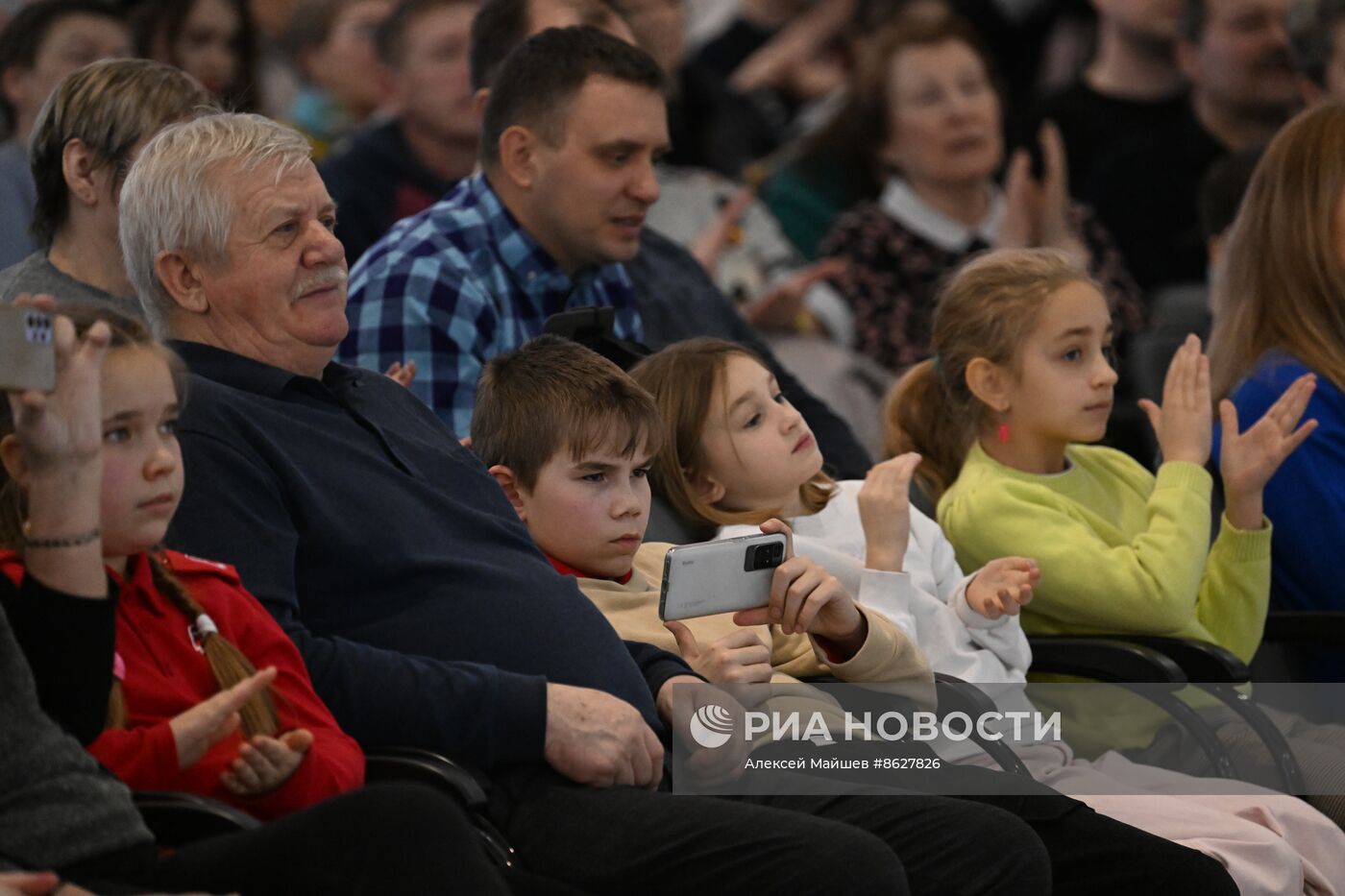 Выставка "Россия". Концертная программа "О Родине, о мужестве, о славе"