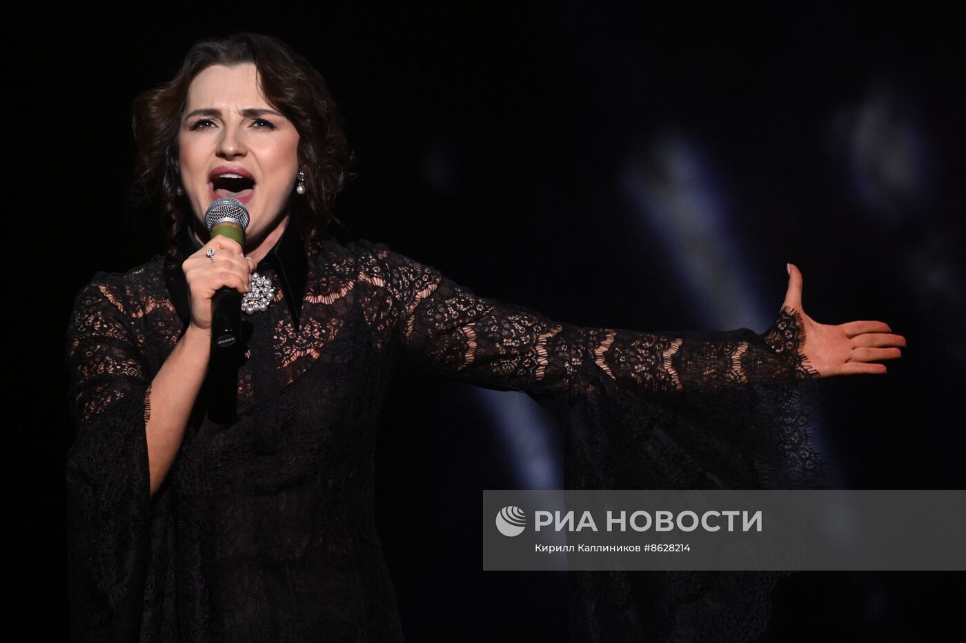 Вечер-посвящение героям России "Наши маяки"