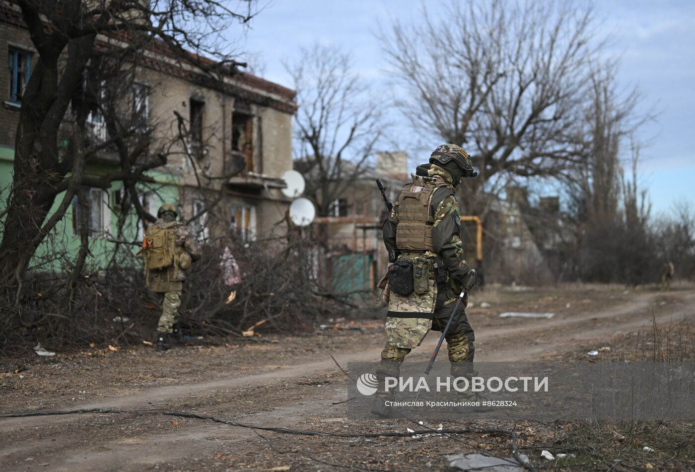 Боевая работа саперов 40-го инженерно-саперного полка ЦВО по разминированию Авдеевки