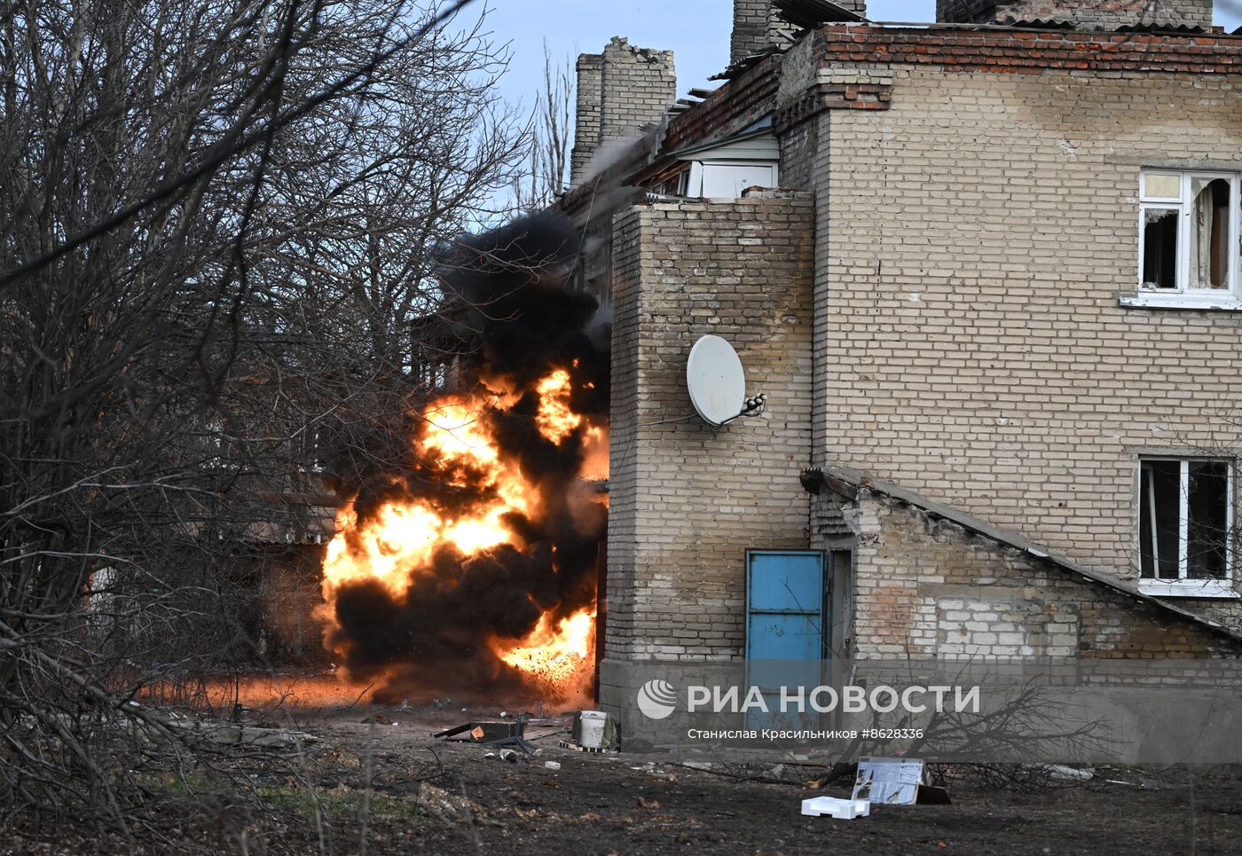 Боевая работа саперов 40-го инженерно-саперного полка ЦВО по разминированию Авдеевки