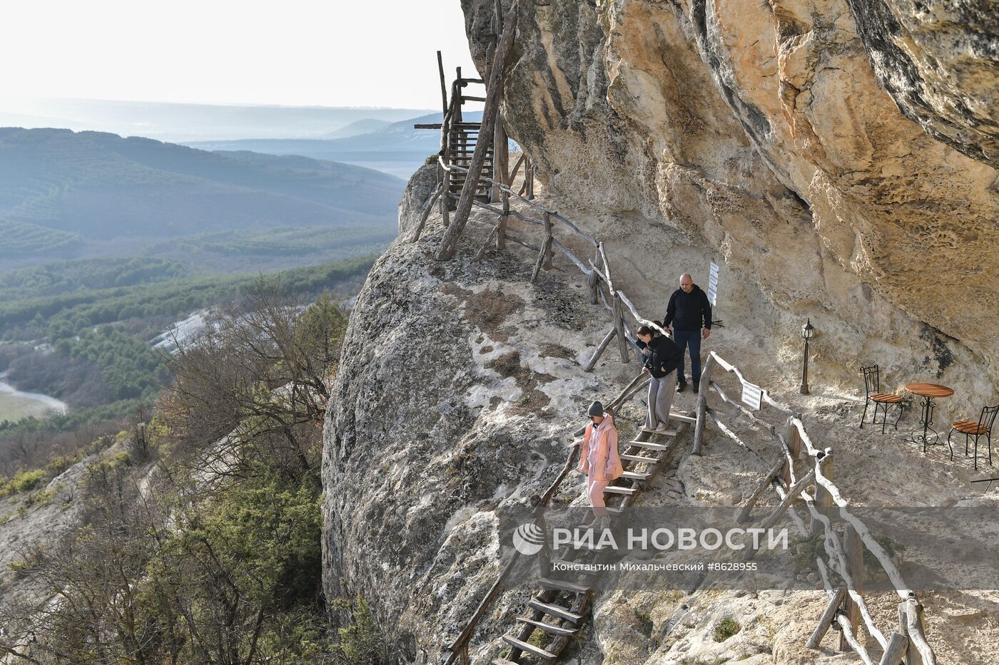 Пещерный монастырь Челтер-Мармара в Крыму