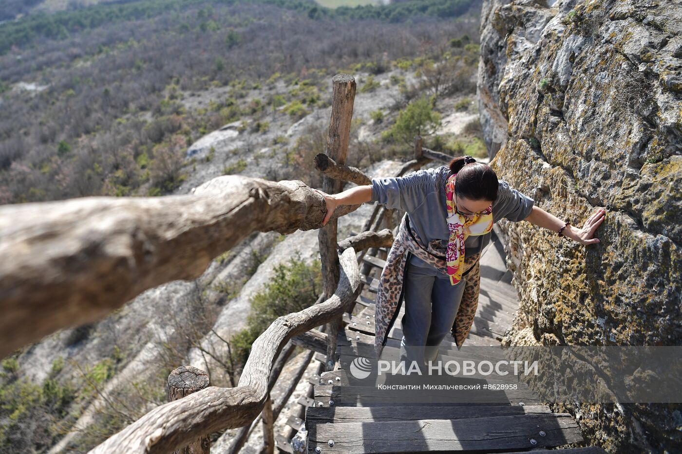 Пещерный монастырь Челтер-Мармара в Крыму