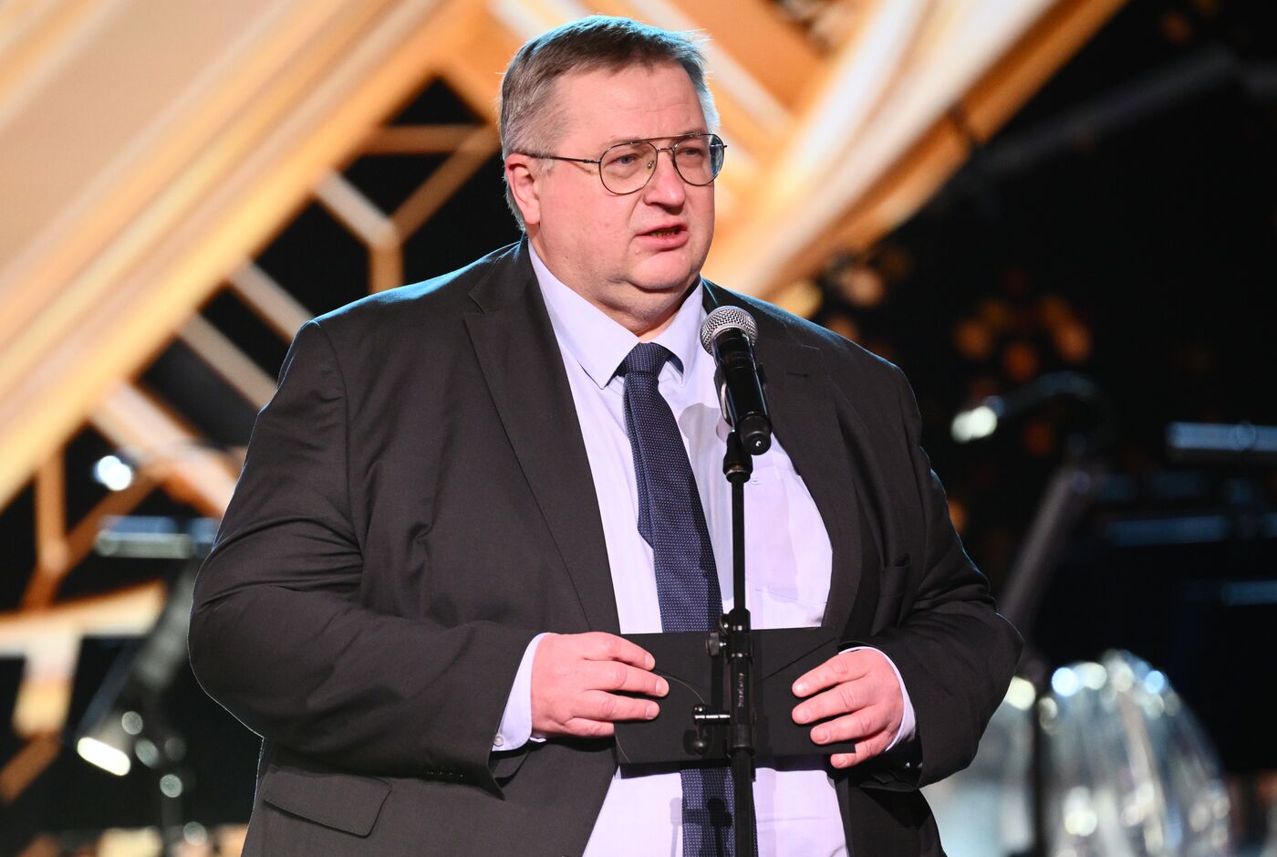 Выставка "Россия". Вручение просветительской награды "Знание.Премия"