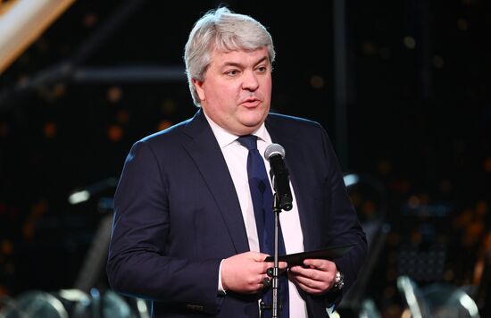 Выставка "Россия". Вручение просветительской награды "Знание.Премия"