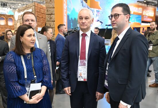 Выставка "Россия". Первый зампред правительства РФ А. Белоусов осмотрел стенды регинов