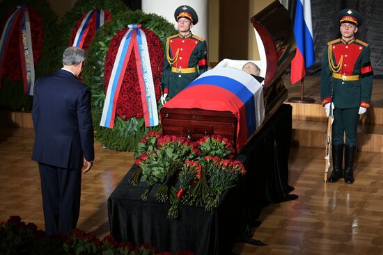 Прощание с председателем Верховного суда РФ В. Лебедевым