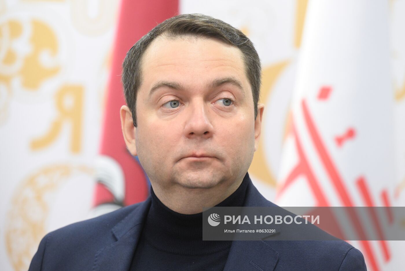 Выставка "Россия". IV заседание рабочей группы по обеспечению транспортно-логистического и социально-экономического развития Арктической зоны РФ при Комиссии Государственного Совета РФ по направлению "Транспорт"