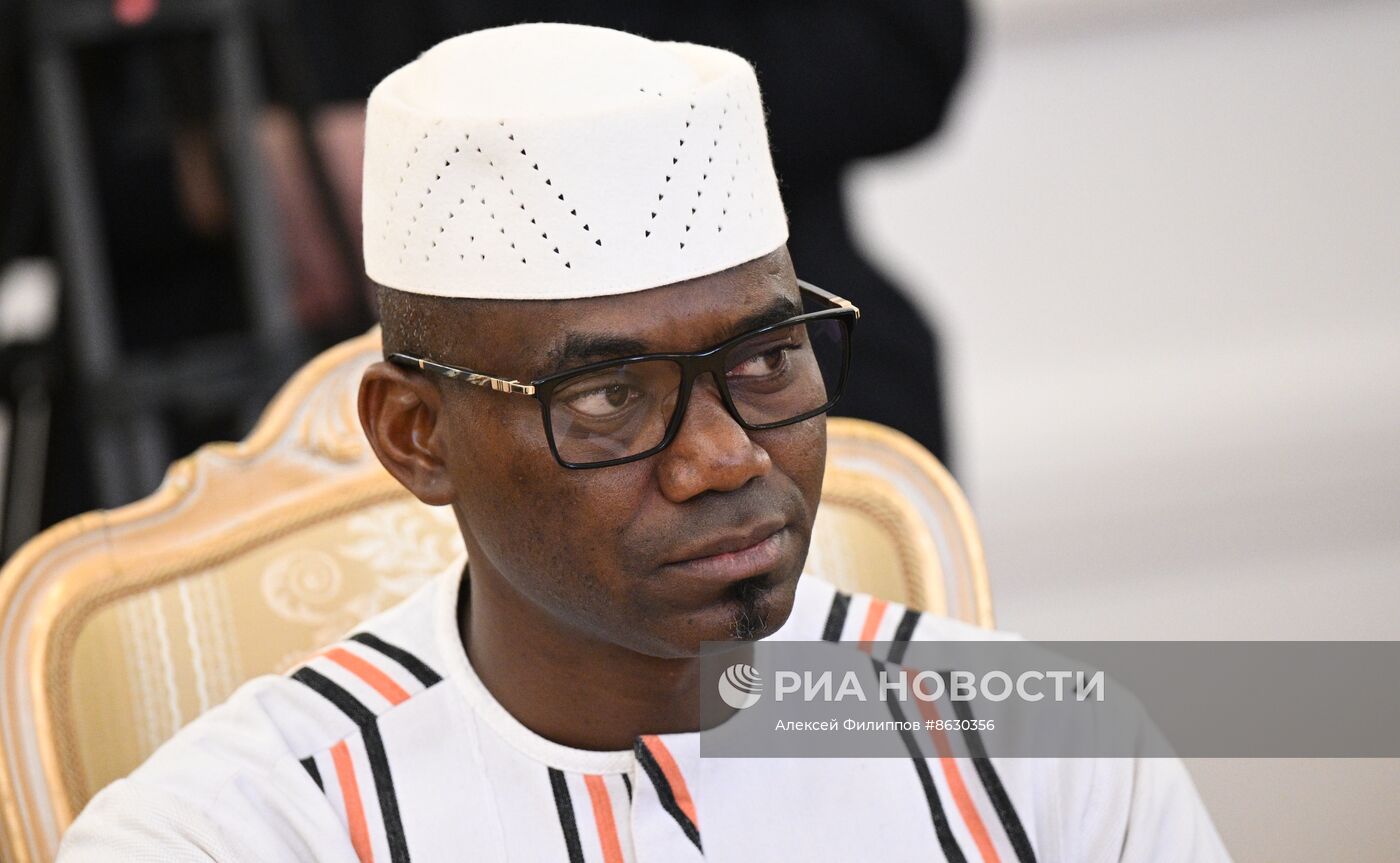 Встреча глав МИД РФ и Мали С. Лаврова и А. Диопа