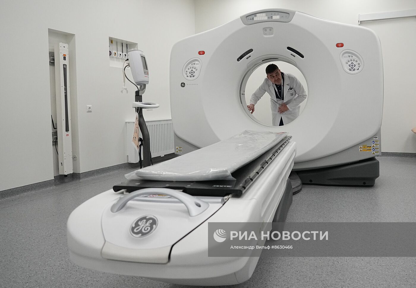 Мэр Москвы С. Собянин посетил клинический центр Коммунарка