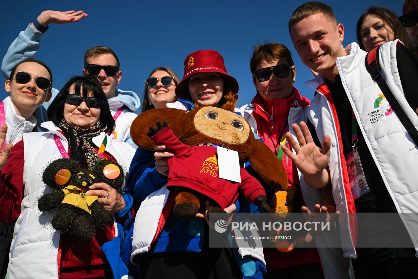 Подготовка к Всемирному фестивалю молодежи