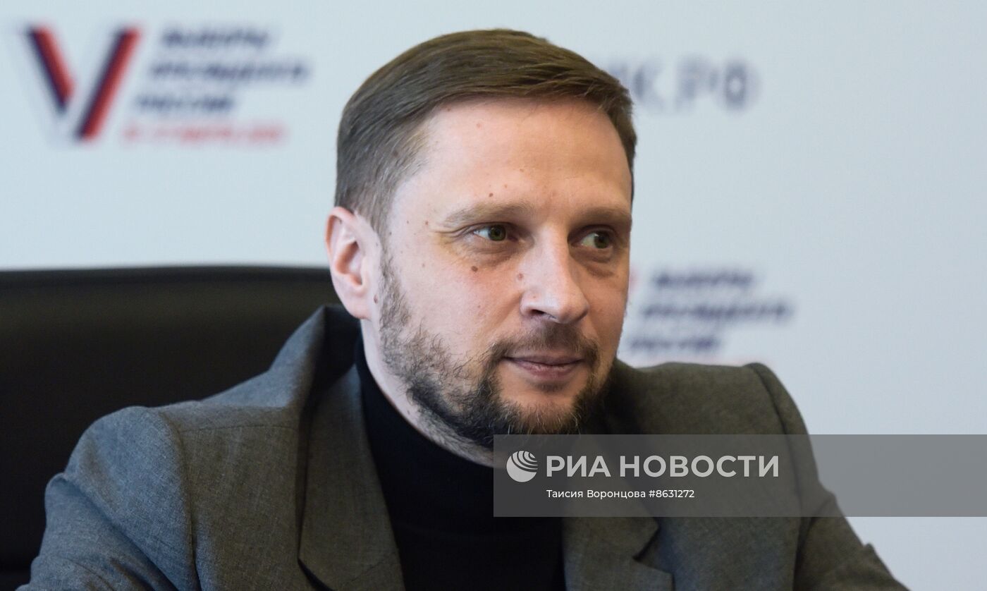 Пресс-конференция председателя избирательной комиссии ДНР Владимира Высоцкого