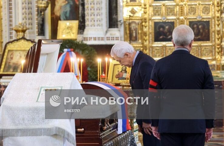 Отпевание бывшего премьера СССР Н. Рыжкова