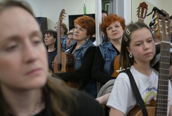 Выставка "Россия". I Открытый всероссийский слёт бардовского движения "Чтобы наши песни пели,  как свои"