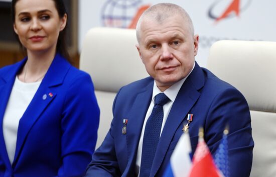 П/к экипажа 21-й экспедиции МКС в Звездном городке 