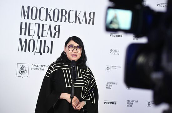 Выставка "Россия". Открытие Московской недели моды
