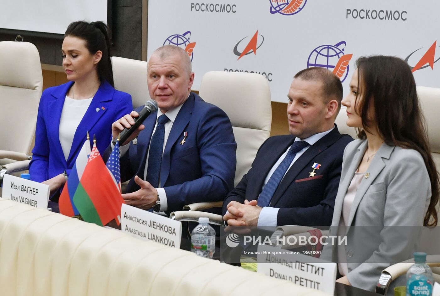 П/к экипажа 21-й экспедиции МКС в Звездном городке