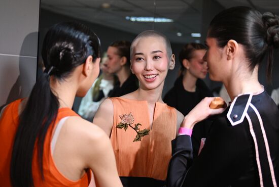 Выставка "Россия". Открытие Московской недели моды