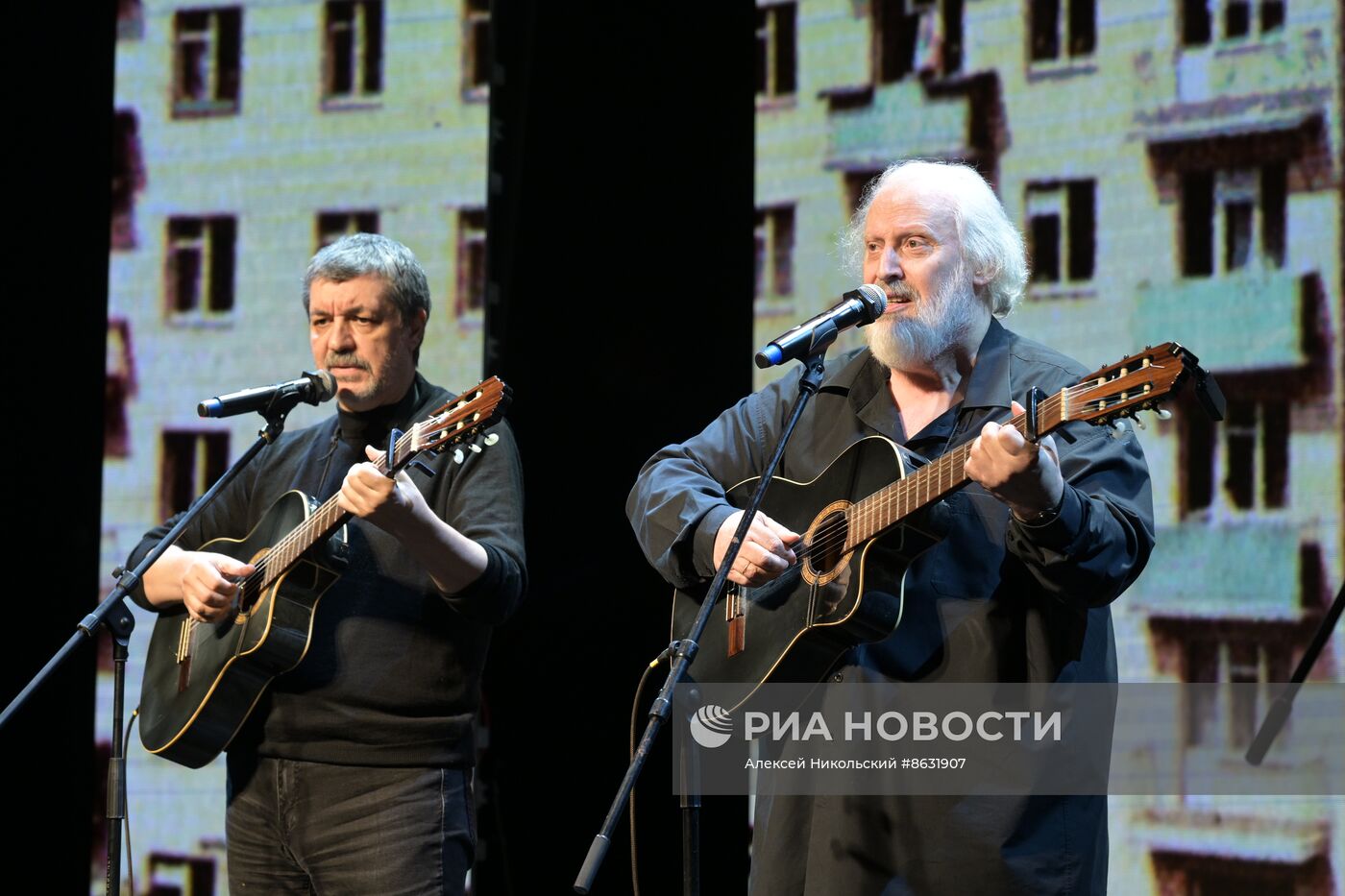 Выставка "Россия". I Открытый всероссийский слёт бардовского движения "Чтобы наши песни пели, как свои"