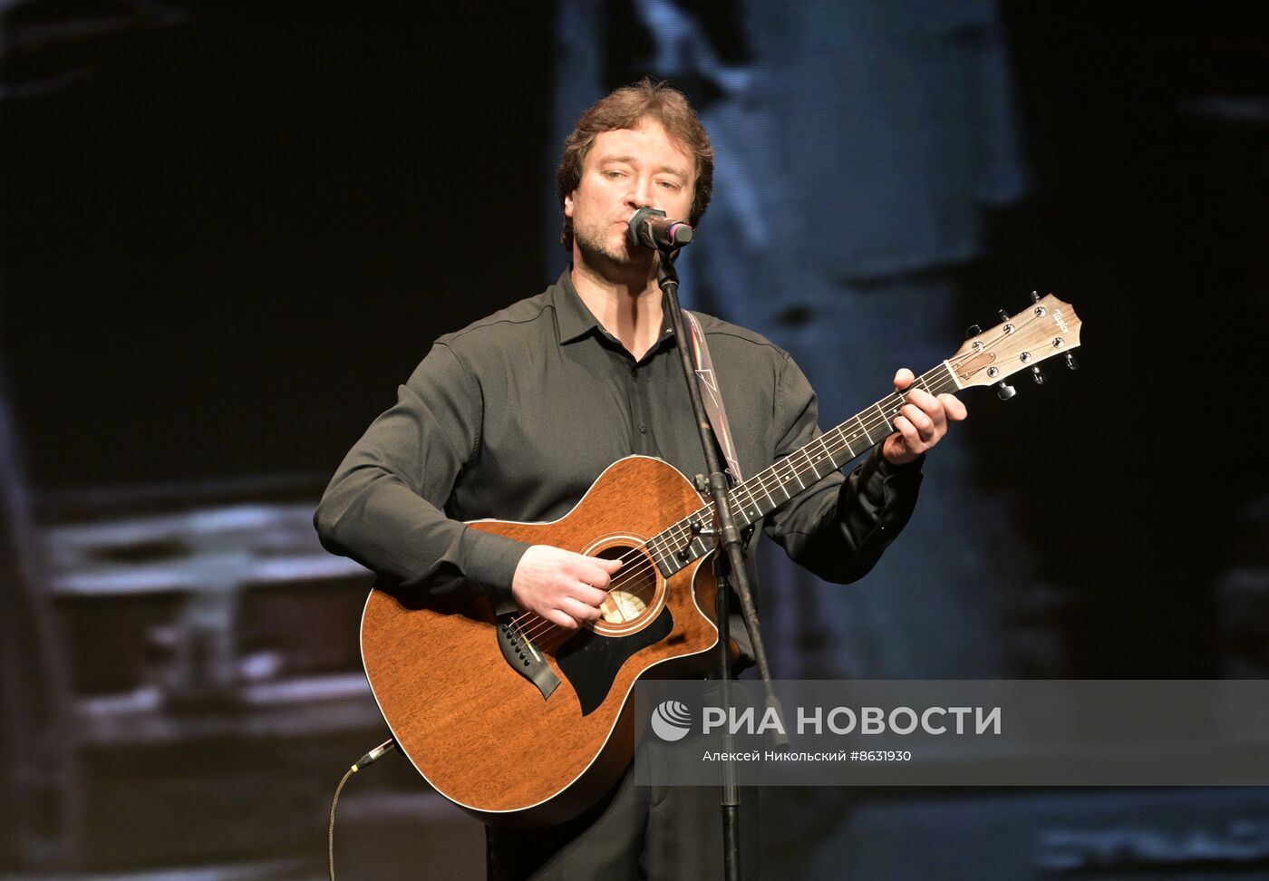 Выставка "Россия". I Открытый всероссийский слёт бардовского движения "Чтобы наши песни пели, как свои"