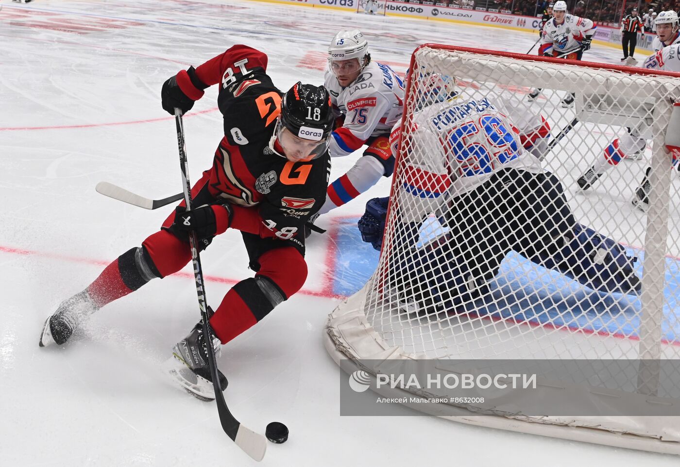 Хоккей. КХЛ. Матч "Авангард" - "Лада"