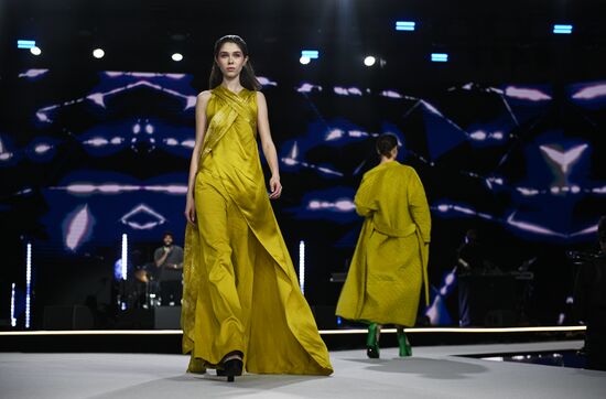 Выставка "Россия". Открытие Московской недели моды