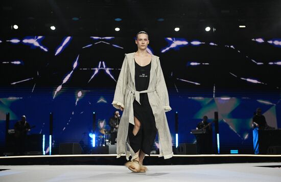 Выставка "Россия". Открытие Московской недели моды