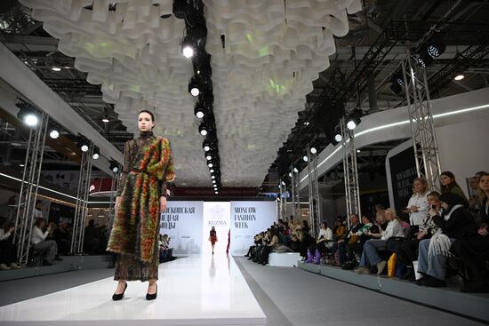 Выставка "Россия". Показы российских брендов