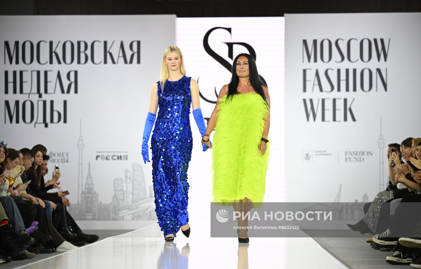 Выставка "Россия". Показы российских брендов