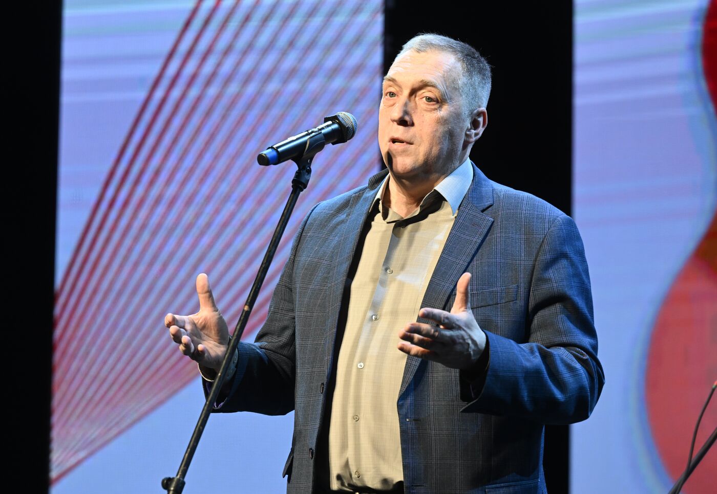 Выставка "Россия". I Открытый всероссийский слёт бардовского движения "Чтобы наши песни пели, как свои"