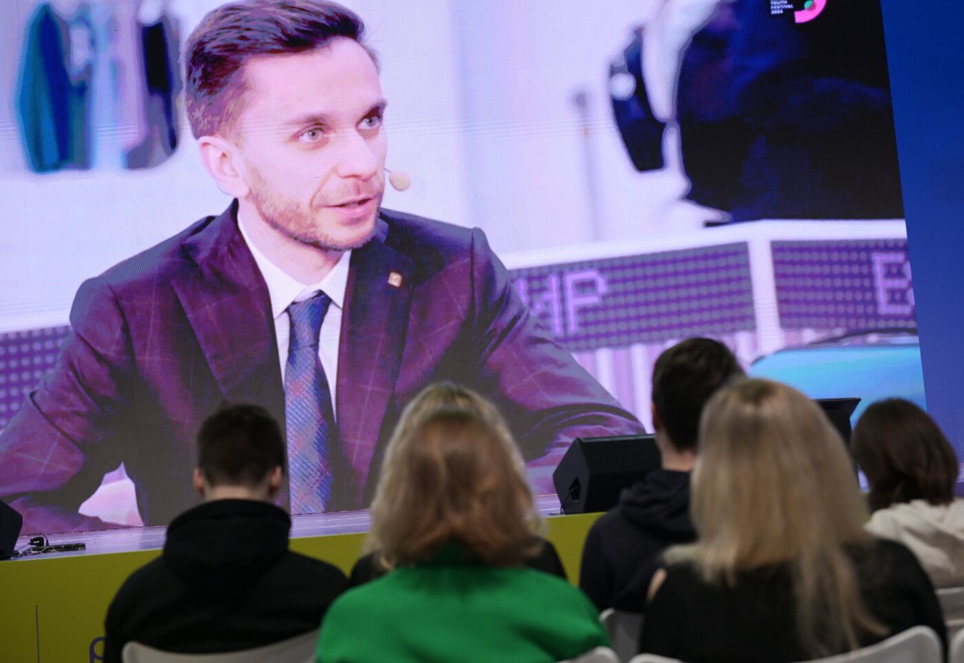 Выставка "Россия". Прямая трансляция Церемонии открытия Всемирного фестиваля молодёжи-2024