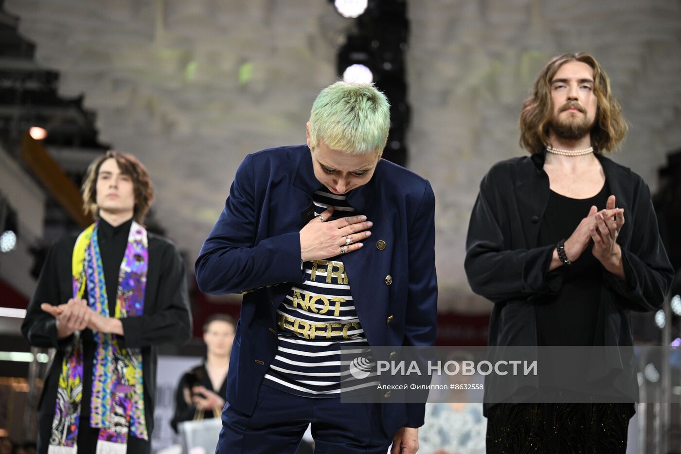 Выставка "Россия". Показы российских брендов